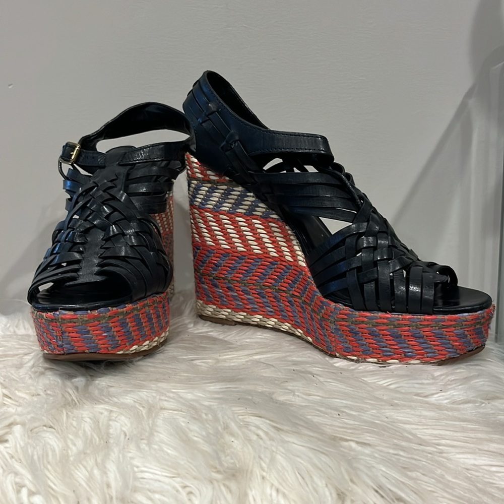 TORY BURCH Raven Woven Leather and Raffia Wedge Sandals Size 8.5
